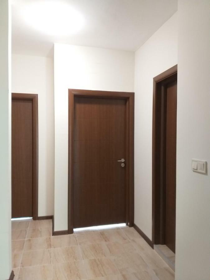 Aparthotel Vesta Riviera - Free Parking Goldstrand Exterior foto