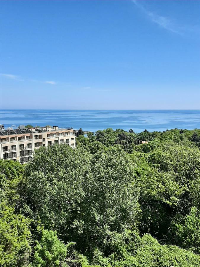 Aparthotel Vesta Riviera - Free Parking Goldstrand Exterior foto