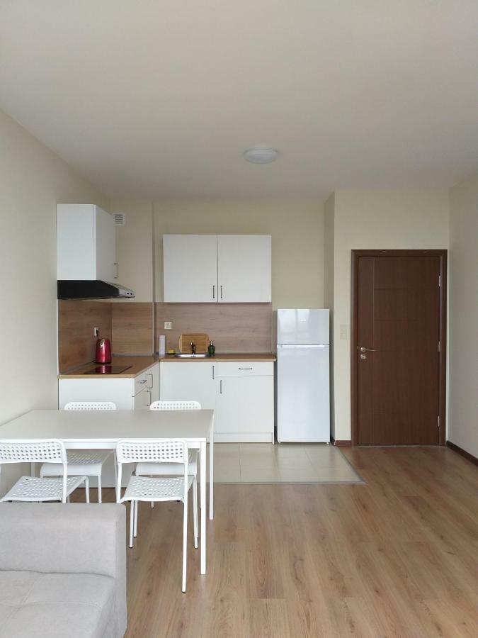Aparthotel Vesta Riviera - Free Parking Goldstrand Exterior foto